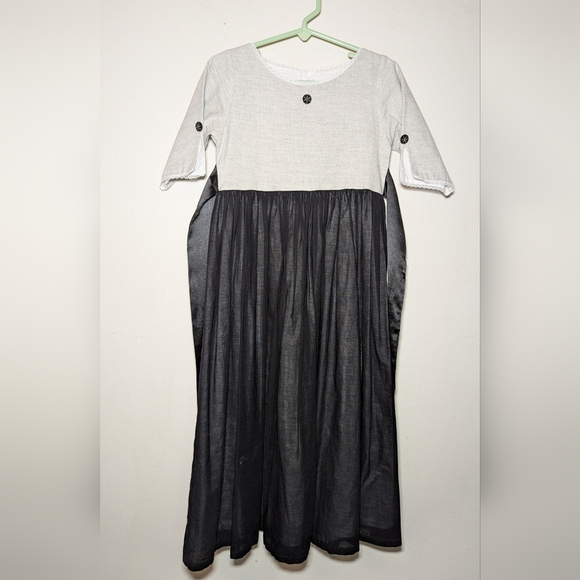 Well Dressed Wolf Surprise Black Maxi Dress with Linen Top WDW Girls Size 4T - Picture 1 of 5
